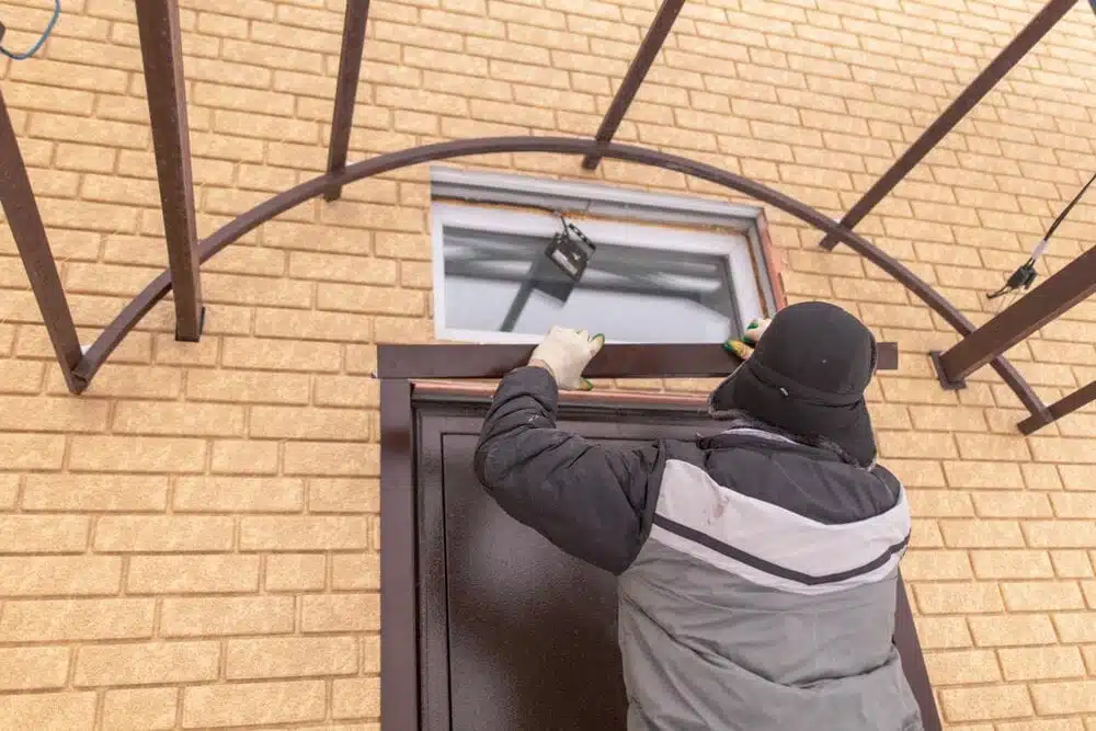 How to attach something to vinyl siding - hooks for heavy items