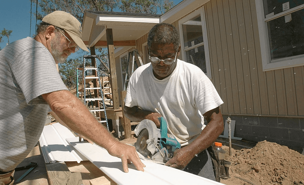 Comparison of Aluminum and Vinyl Siding