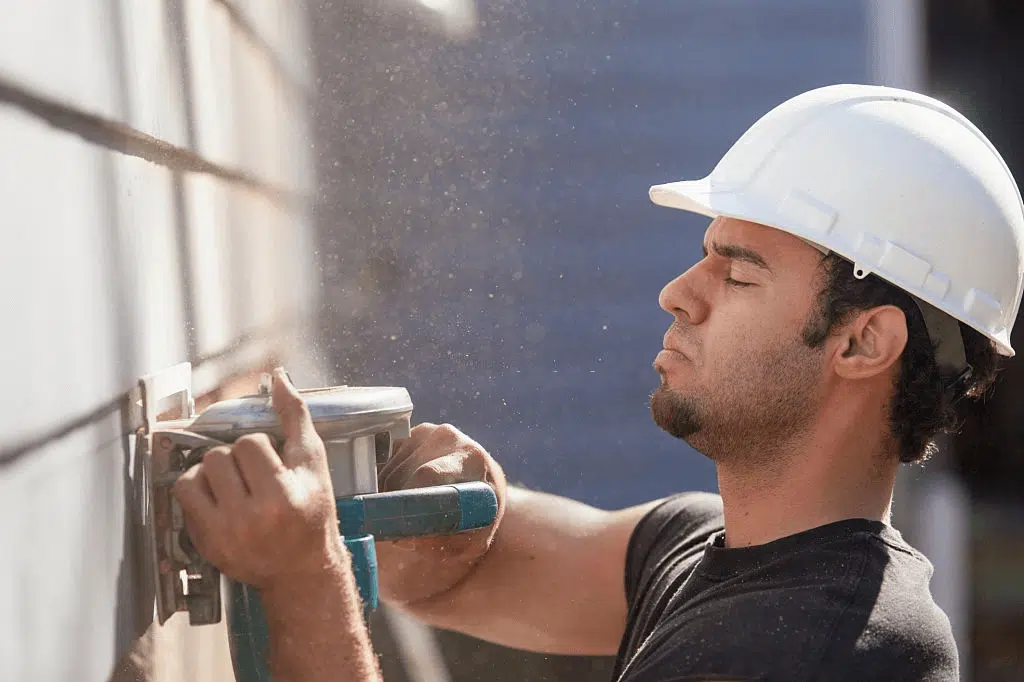 The Process Of Repairing Clapboard Siding 