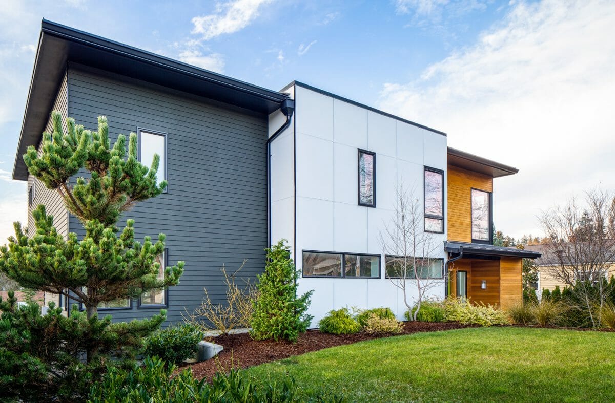 James Hardie Reveal Panels with Smooth Finish 4×8 in Arctic White Siding installation best company in Canada