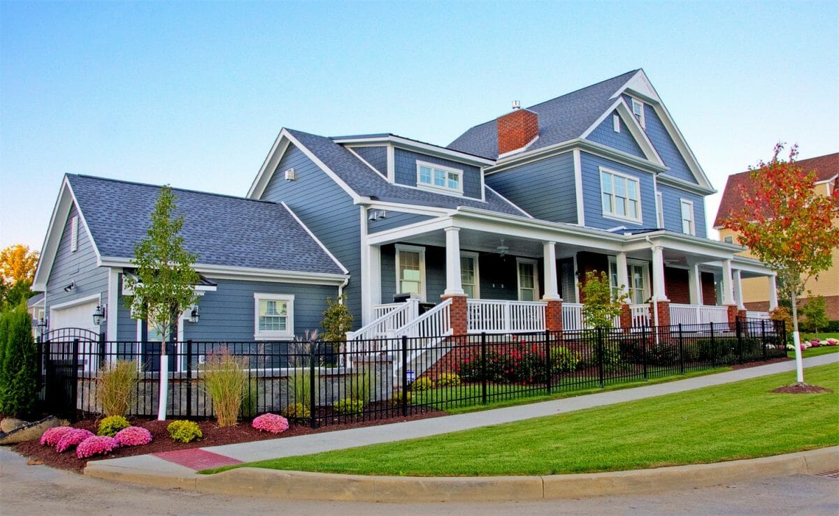 Siding contractors in Vancouver - working with siding planks, panels, shingles Siding contractors in Vancouver - working with siding planks, panels, shingles