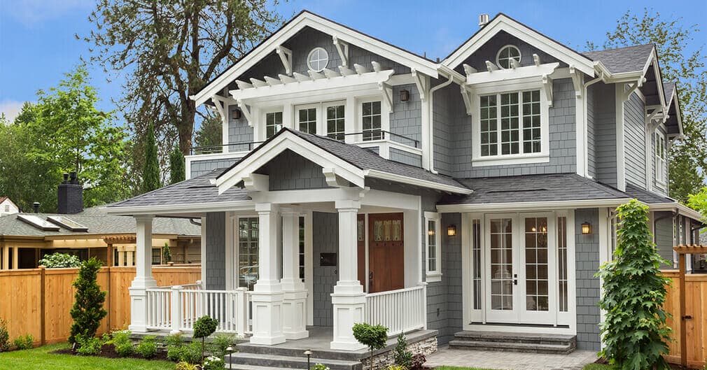 Siding contractors in Nanaimo - working with siding planks, panels, shingles Siding contractors in Nanaimo - working with siding planks, panels, shingles