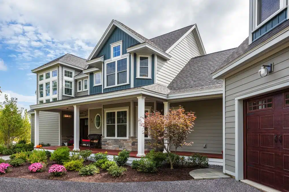 Royal Celect Clapboard Siding, Haven Board & Batten and Celect PVC Trim Exterior home siding - installation cost in Abbotsford