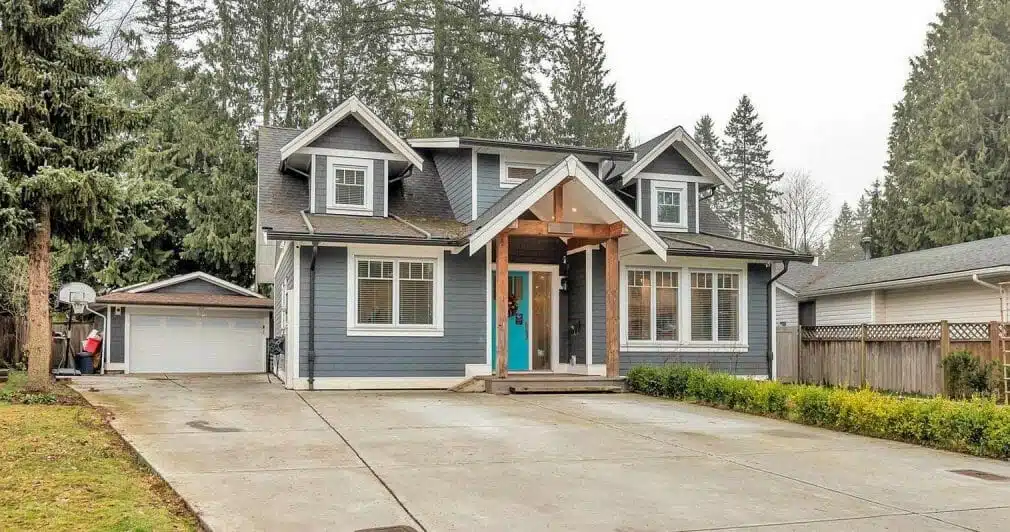 Siding company in Langley - working with siding planks, panels, shingles Siding company in Langley - working with siding planks, panels, shingles