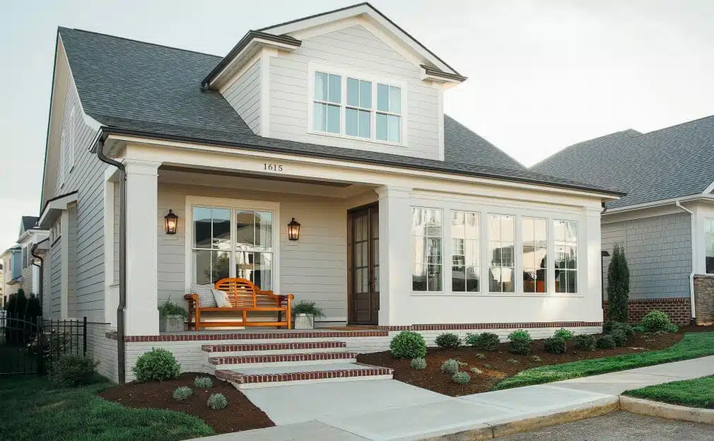 James Hardie Plank Siding CM Colourplus Statement collection in Pearl Gray Exterior home siding (James Hardie, Cedar, Vinyl sidings) - installation and repair in New Braunfels, TX