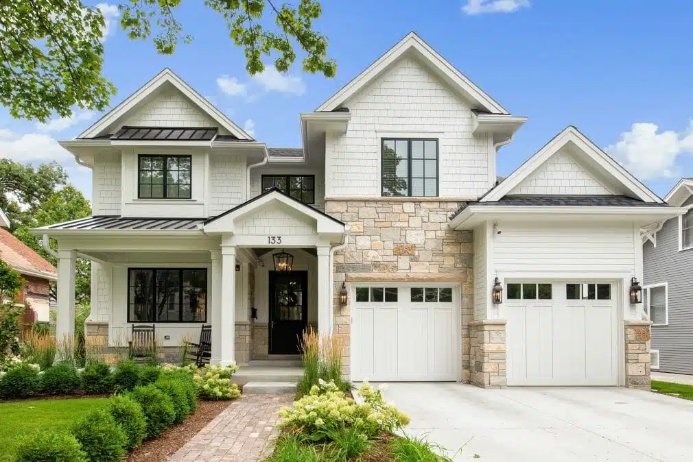 James Hardie Straight Edge Shingles CM Colourplus Statement collection in Cobblestone Best siding company in New Braunfels - check siding price and get a free quote