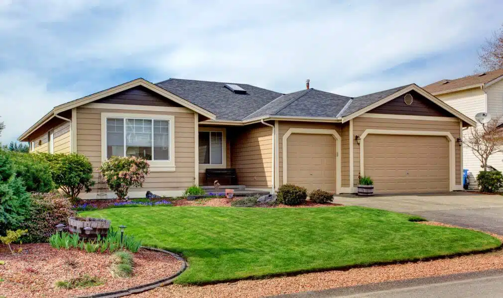 James Hardie Plank CM in Khaki Brown and Rich Espresso Siding contractors in Boulder, Colorado - we work with siding planks, panels, shingles