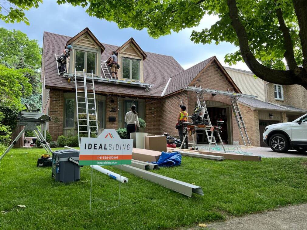 Ideal Siding Cary team at work