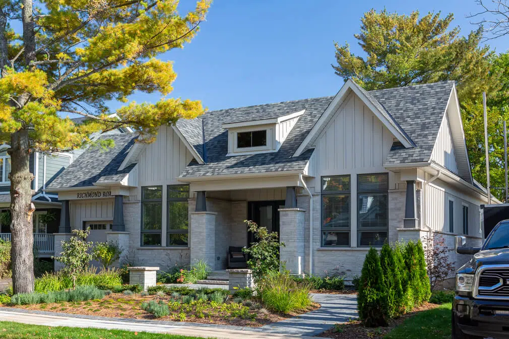 Siding Company in Niagara - Best Siding Contractors in the area. James Hardie, Cedar, and Vinyl siding Siding Company in Niagara - Best Siding Contractors in the area. James Hardie, Cedar, and Vinyl siding