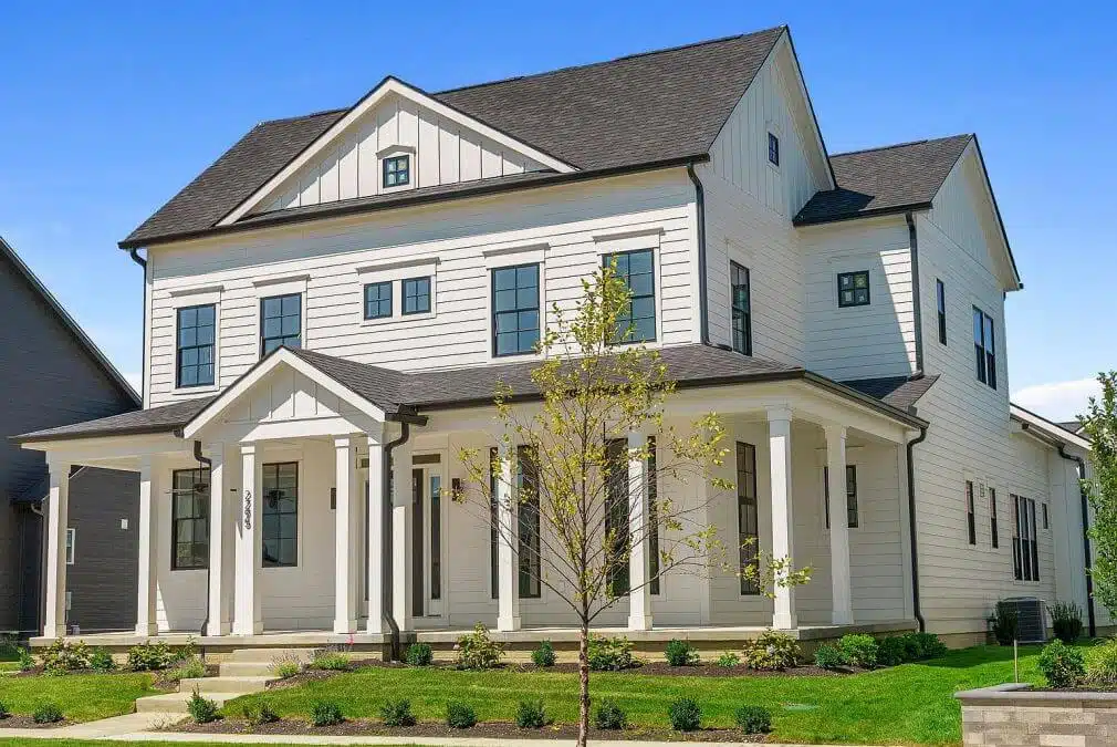 James Hardie Plank Siding Siding contractors in Columbus, OH - working with siding planks, panels, shingles