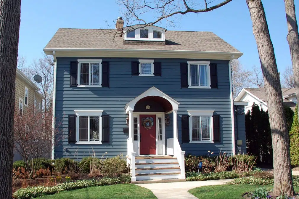 Artisan James Hardie® Plank Siding from the Statement Collection in Evening Blue Siding contractors in Richmond, VA - working with siding planks, panels, shingles